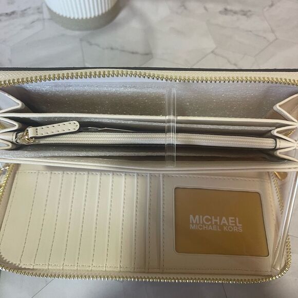 Michael Kors Continental Zip Wallet Wristlet Calf Hair - Picture 4 of 7